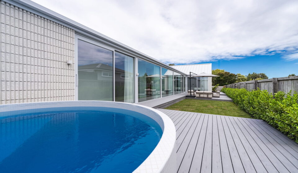 BG_Cooke_10_Wairakei_Road_Strowan_Christchurch_Pool_Crane_and_Install_finished_web_2