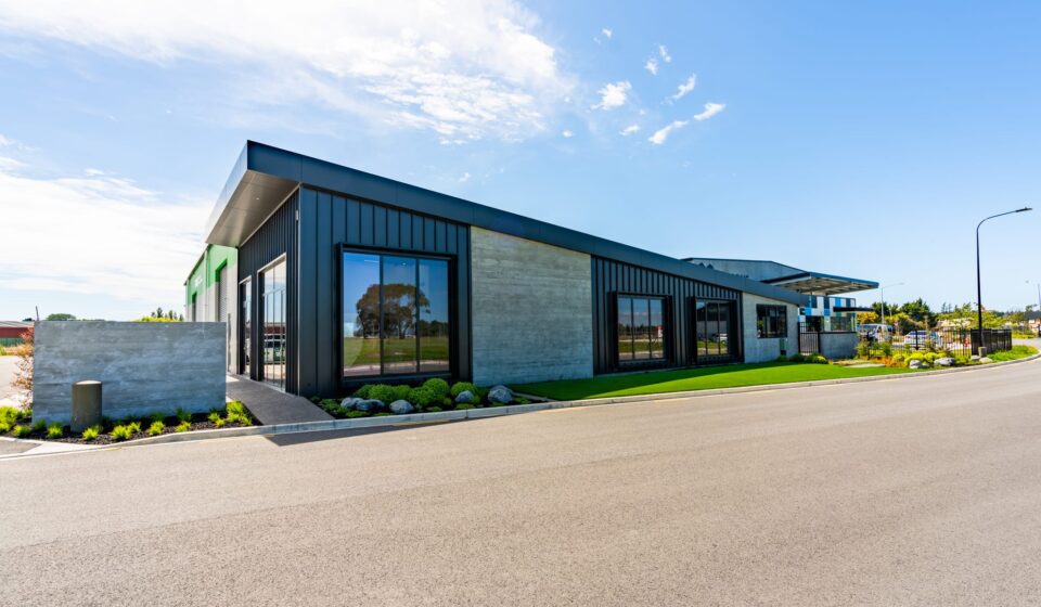 bg_cooke_commercial_builders_canterbury_smart_grass_building_28.01.25_small_2